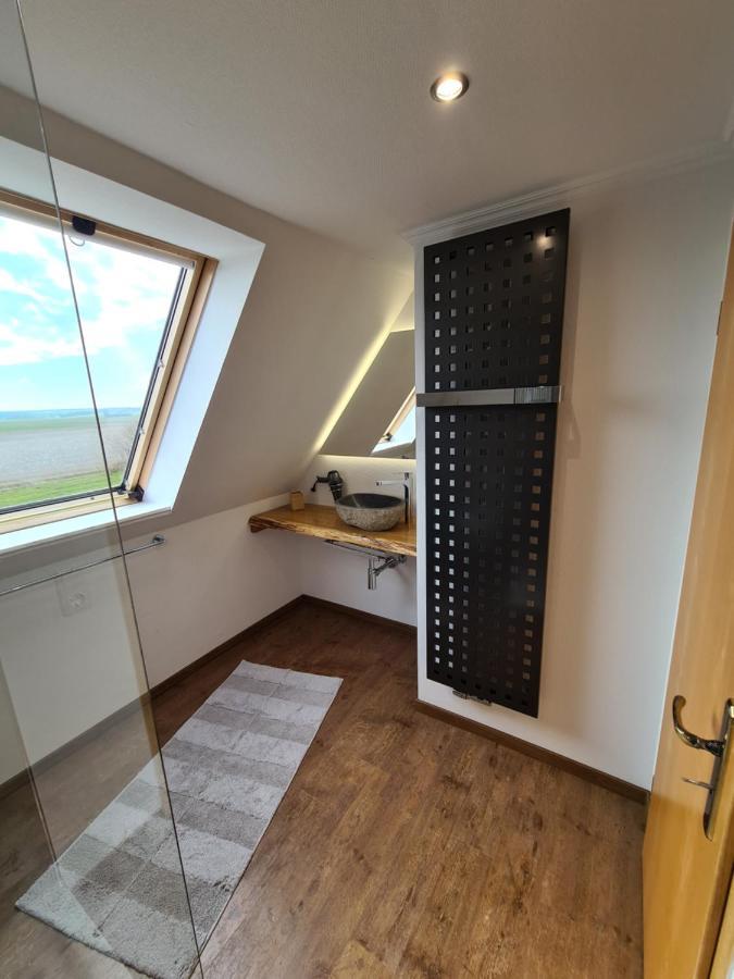 Apartment Mit Wunderschoenem Blick Auf Den Nord-ostsee-kanal *
