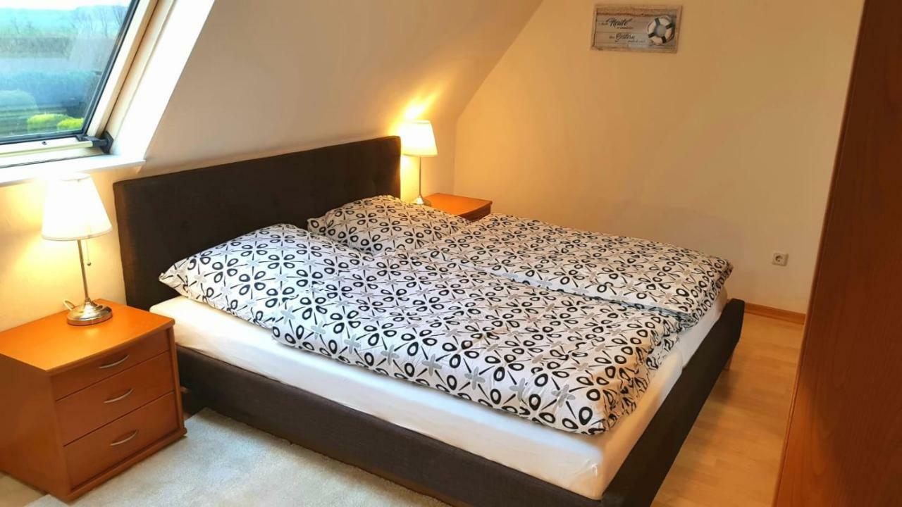Mit Wunderschoenem Blick Auf Den Nord-ostsee-kanal Apartment *